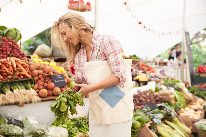 12 Foods to Always Buy Organic (is organic food for you?)